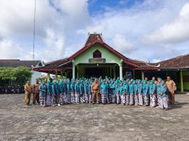 Upacara hari kartini 